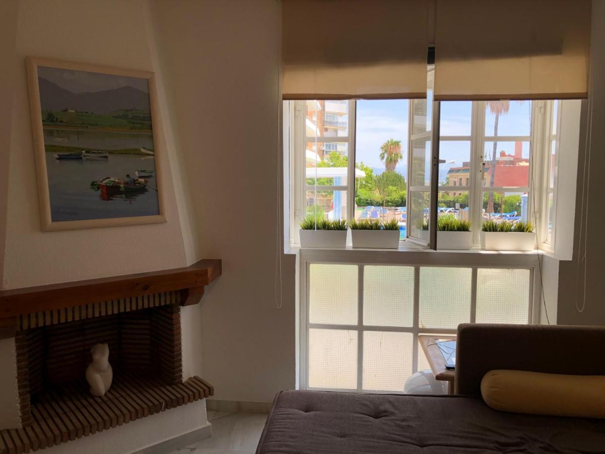 El Cortijuelo. Magnificent Triplex Terraced House With Rooftop Of 18M2, Overlooking The Sea. Parking Torremolinos Exterior photo