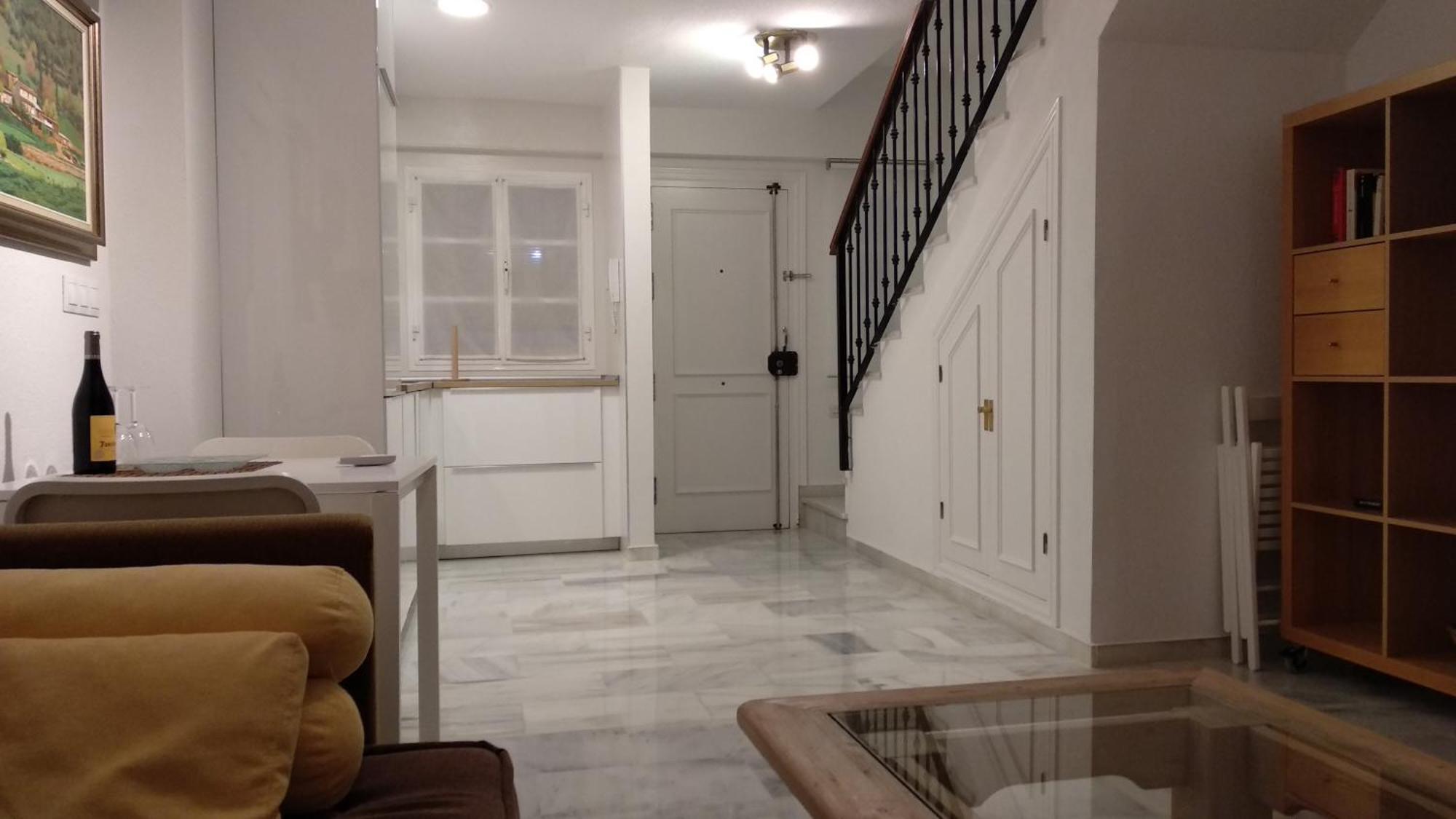 El Cortijuelo. Magnificent Triplex Terraced House With Rooftop Of 18M2, Overlooking The Sea. Parking Torremolinos Exterior photo