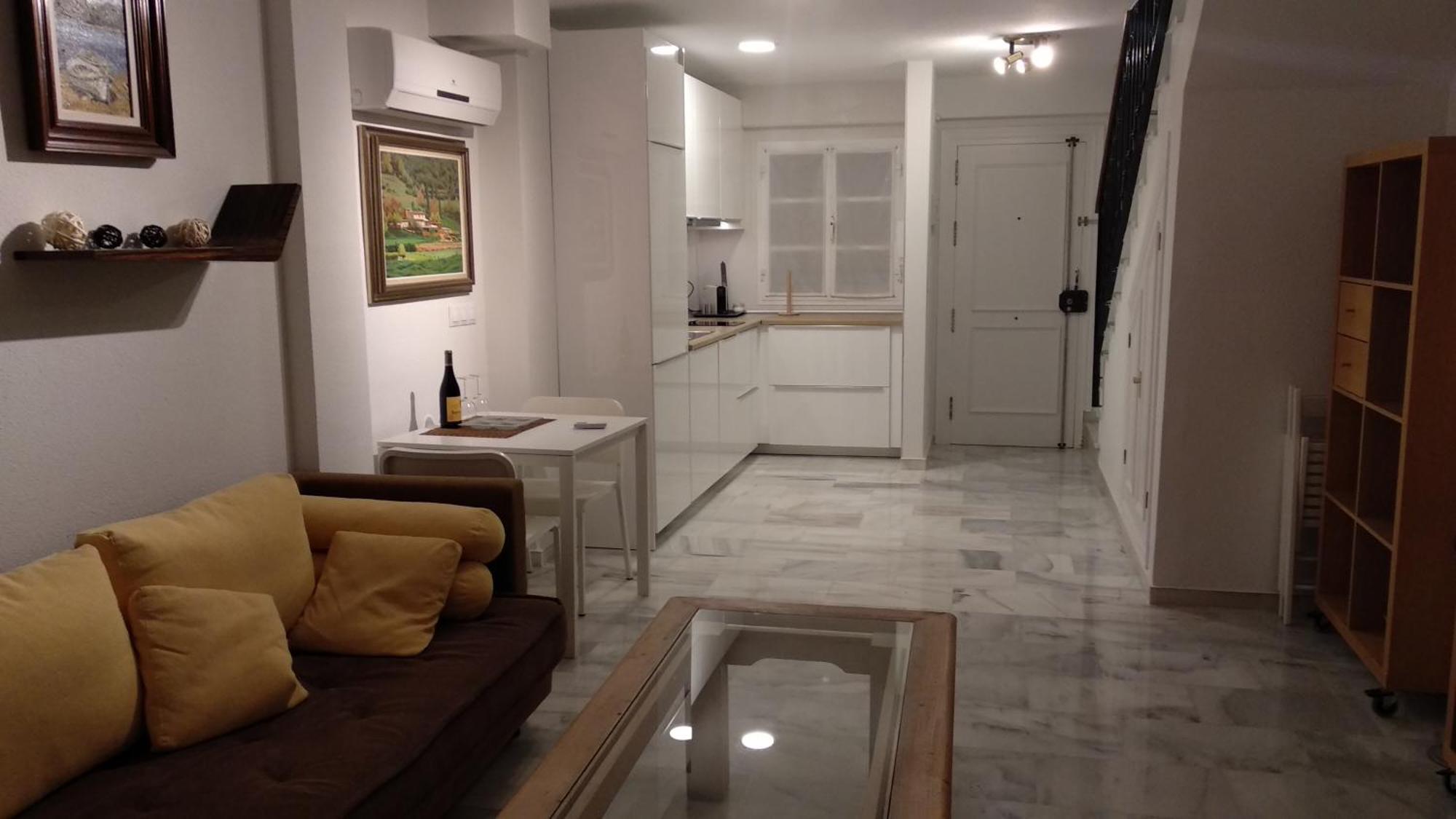 El Cortijuelo. Magnificent Triplex Terraced House With Rooftop Of 18M2, Overlooking The Sea. Parking Torremolinos Exterior photo
