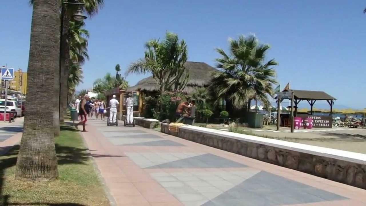 El Cortijuelo. Magnificent Triplex Terraced House With Rooftop Of 18M2, Overlooking The Sea. Parking Torremolinos Exterior photo