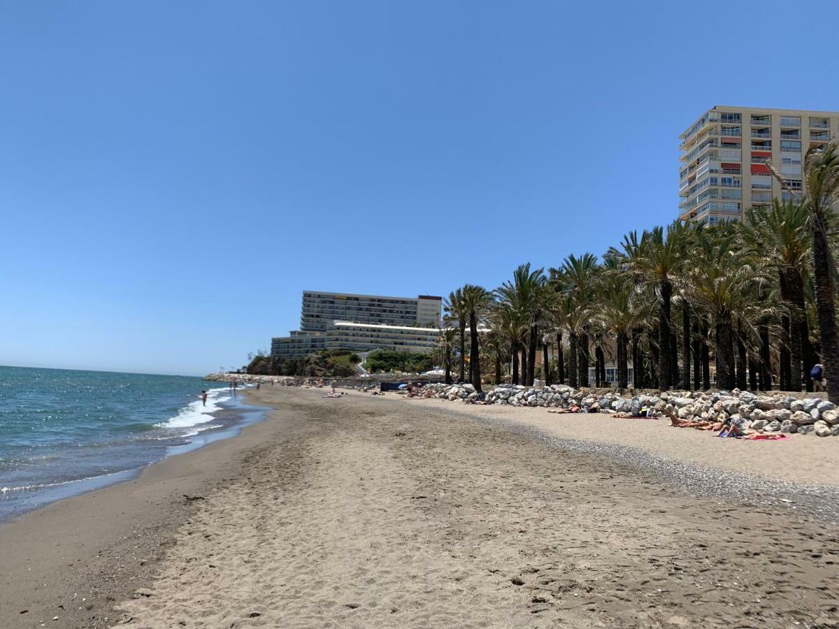 El Cortijuelo. Magnificent Triplex Terraced House With Rooftop Of 18M2, Overlooking The Sea. Parking Torremolinos Exterior photo